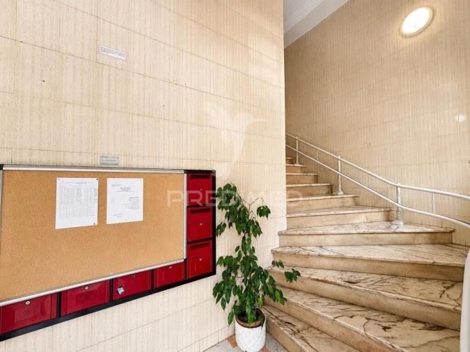 Apartamento T2 para Venda em Algueirão-Mem Martins Foto 19