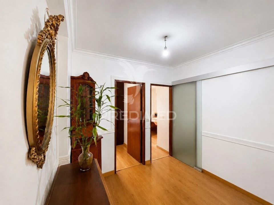 Apartamento T2 para Venda em Algueirão-Mem Martins Foto 10