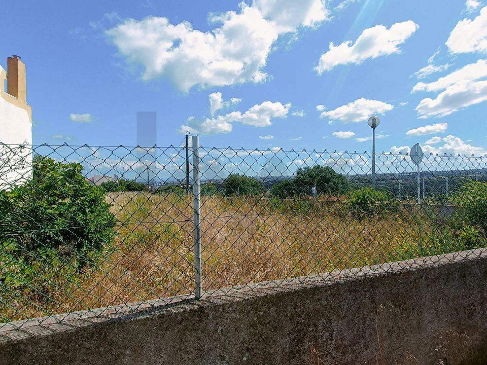 Terreno para Venda em Santa Iria de Azoia, São João da Talha e Bobadela Foto 3