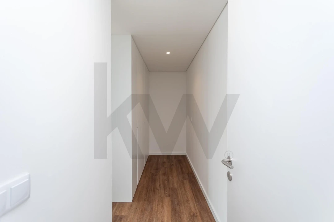 Apartamento T3 para Venda em Camarate, Unhos e Apelação Foto 23