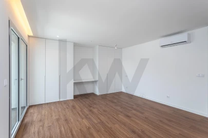 Apartamento T3 para Venda em Camarate, Unhos e Apelação