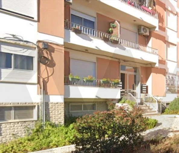 Apartamento T2 para Arrendamento em Loures Foto 7
