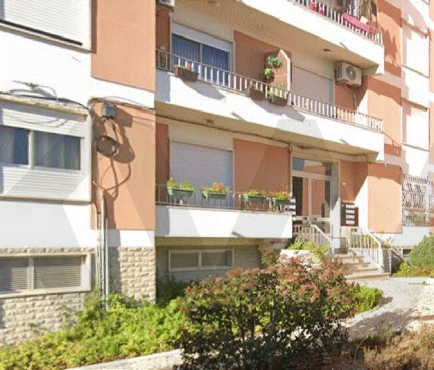 Apartamento T2 para Arrendamento em Loures Foto 1