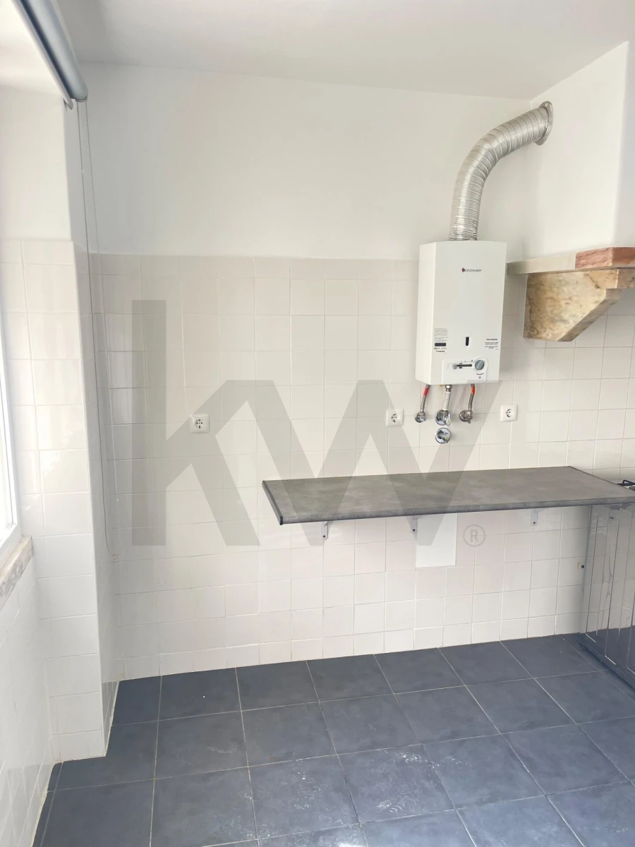 Apartamento T1 para Arrendamento em Belém Foto 9