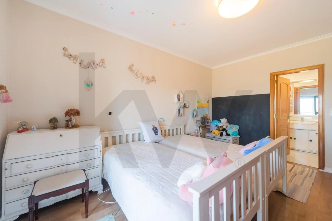 Apartamento T2 para Venda em Queluz e Belas Foto 43
