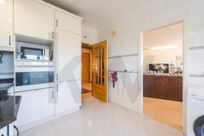Apartamento T2 para Venda em Queluz e Belas