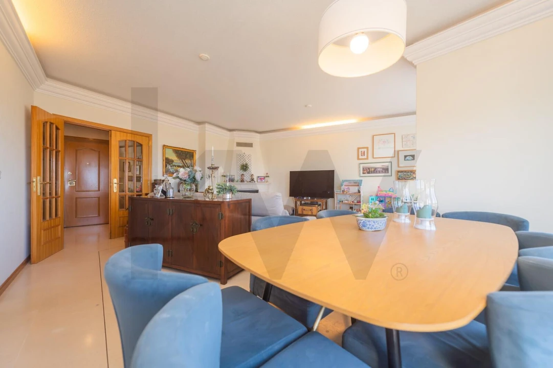 Apartamento T2 para Venda em Queluz e Belas Foto 10