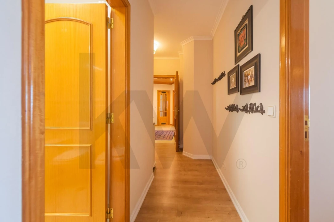 Apartamento T2 para Venda em Queluz e Belas Foto 48