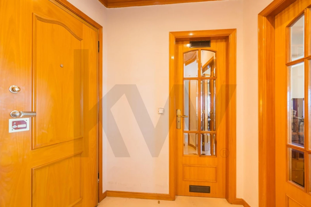 Apartamento T2 para Venda em Queluz e Belas Foto 47