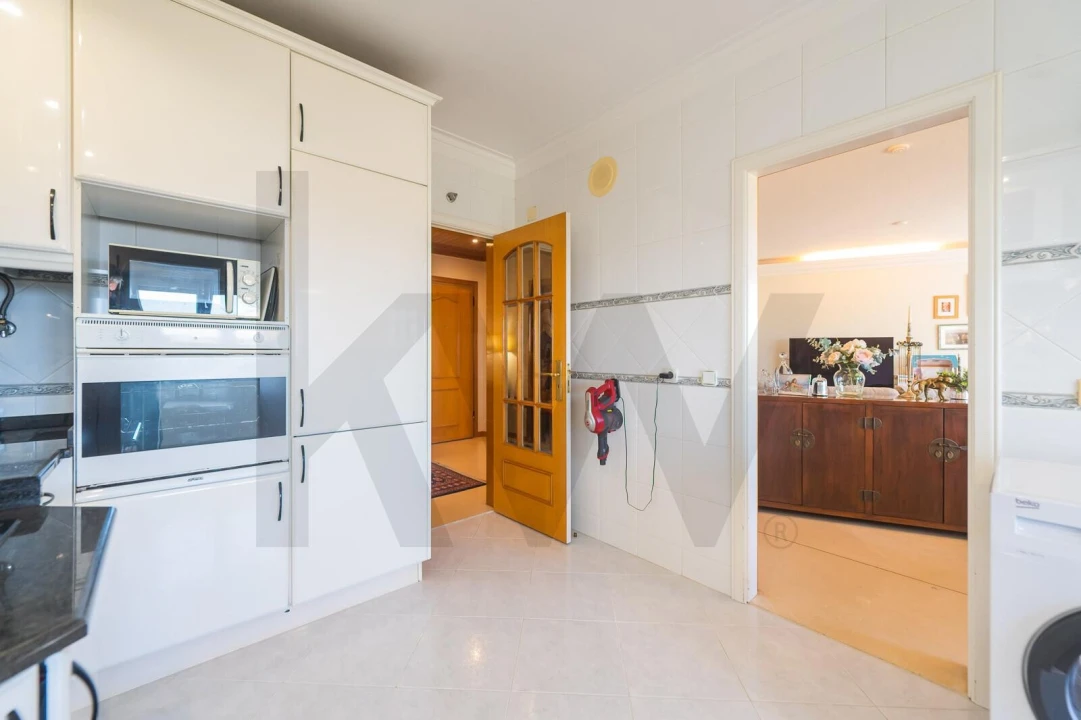 Apartamento T2 para Venda em Queluz e Belas Foto 26