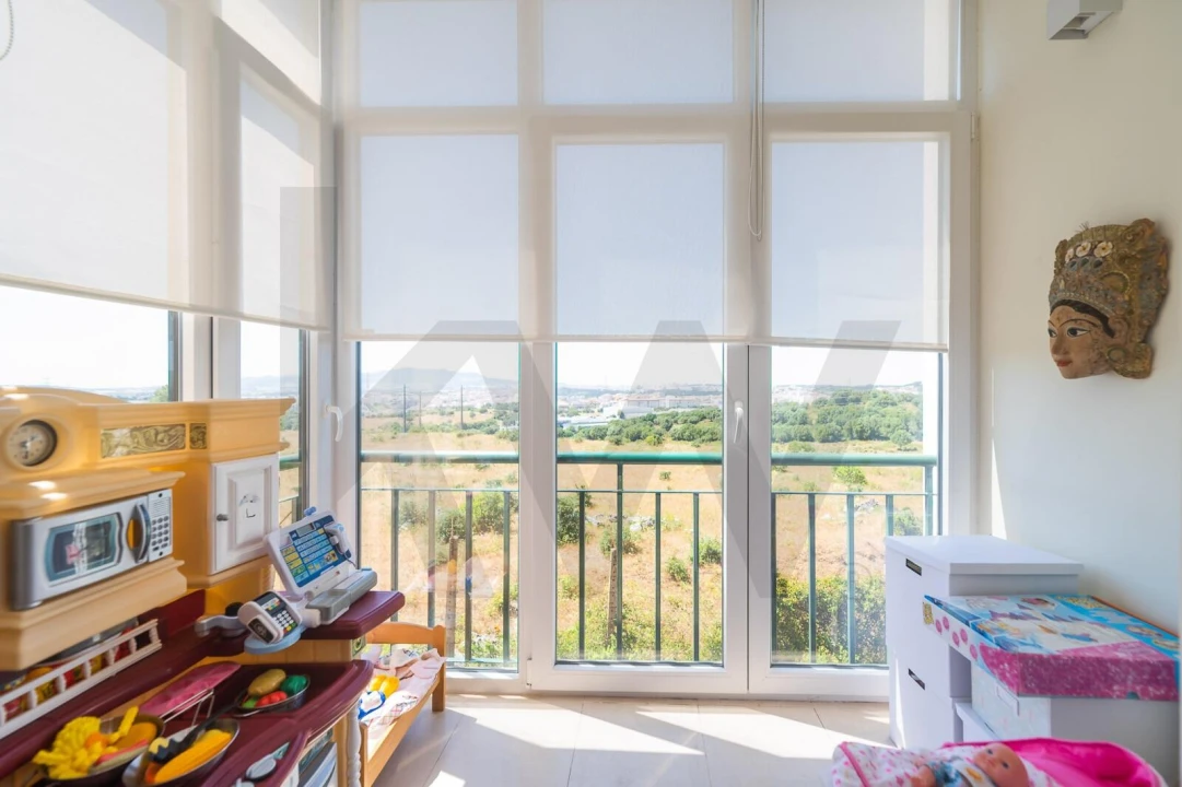 Apartamento T2 para Venda em Queluz e Belas Foto 17
