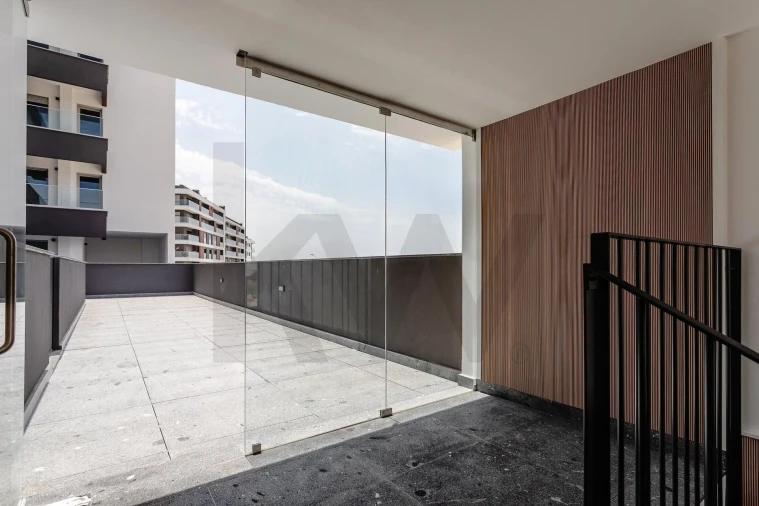 Apartamento T1 para Venda em Camarate, Unhos e Apelação Foto 16