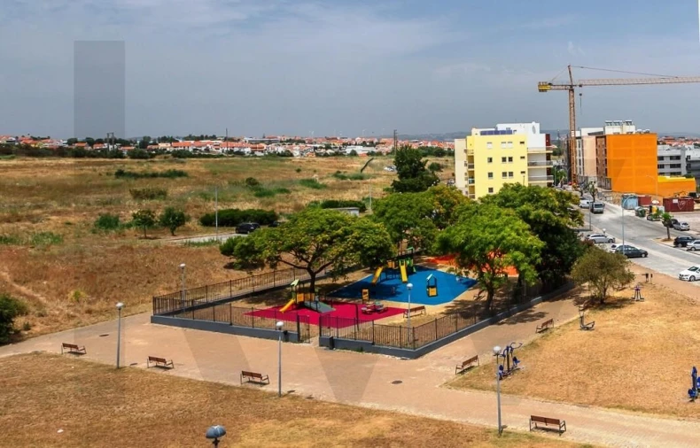 Apartamento T1 para Venda em Camarate, Unhos e Apelação Foto 13
