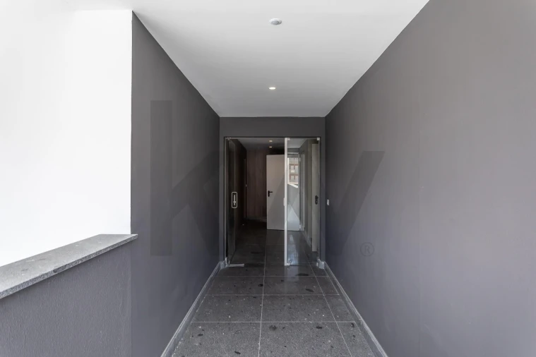 Apartamento T1 para Venda em Camarate, Unhos e Apelação Foto 14