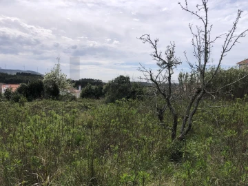 Moradia T5 para Venda em Maxial e Monte Redondo