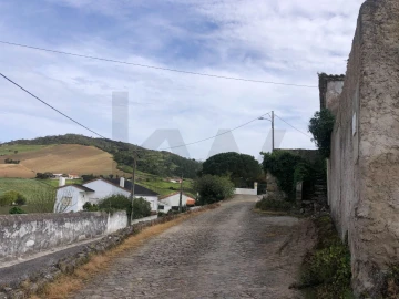 Moradia T5 para Venda em Maxial e Monte Redondo