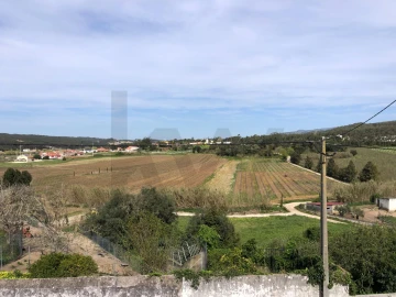 Moradia T5 para Venda em Maxial e Monte Redondo