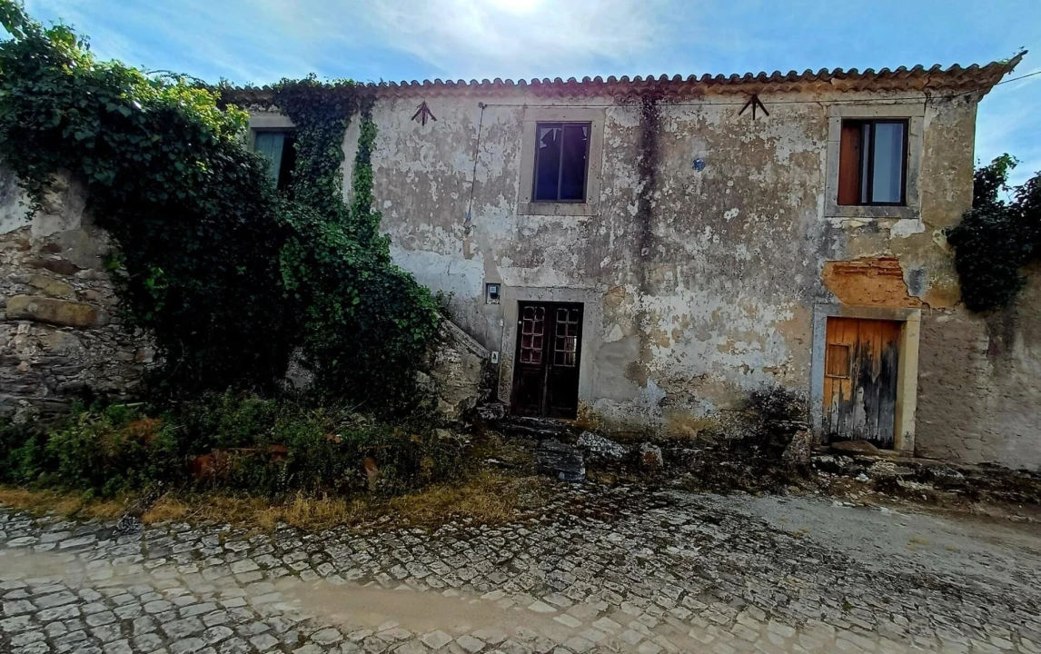 Moradia T5 para Venda em Maxial e Monte Redondo Foto 4