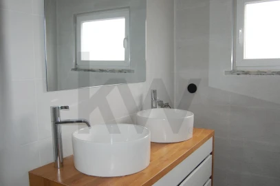 Moradia T3 para Venda em Colares