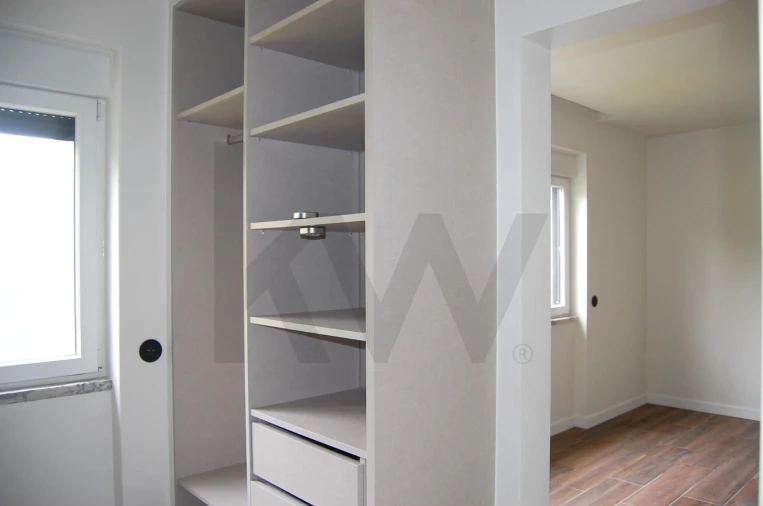 Moradia T3 para Venda em Colares Foto 57