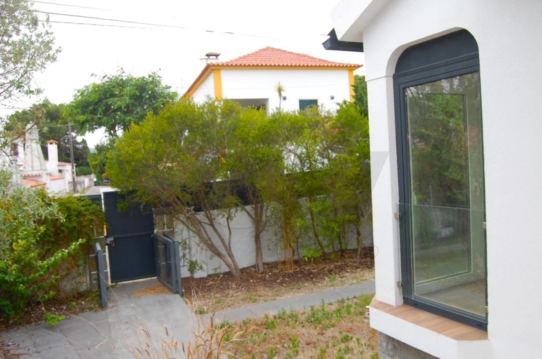 Moradia T3 para Venda em Colares Foto 86