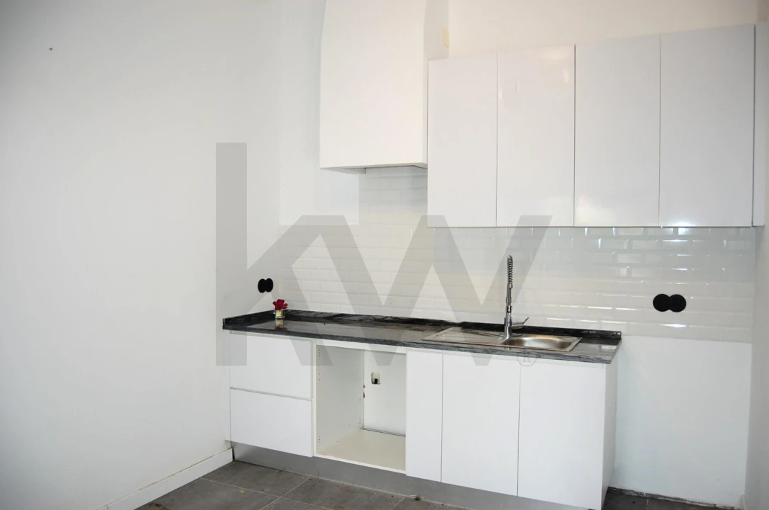 Moradia T3 para Venda em Colares Foto 10
