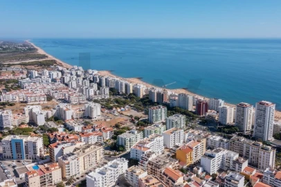 Negócio para Venda em Quarteira