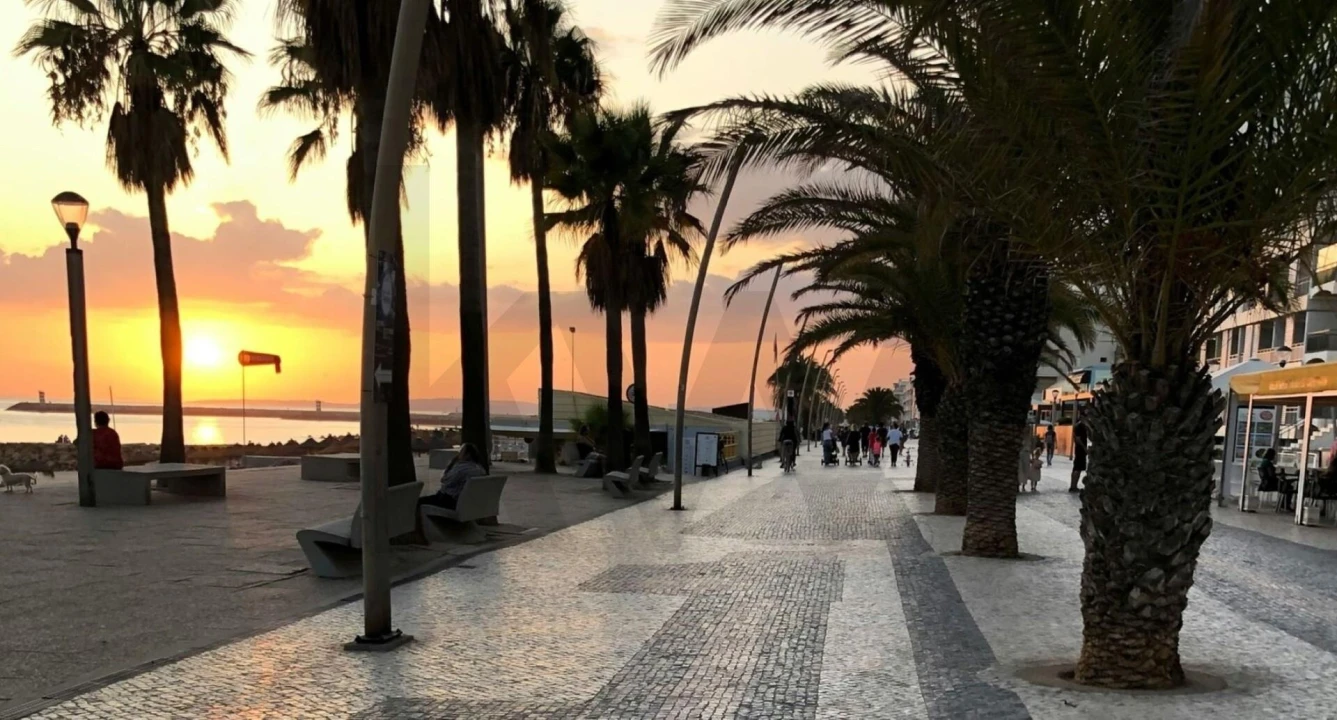 Negócio para Venda em Quarteira Foto 5