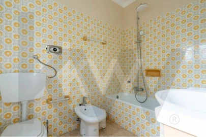 Quinta T6 para Venda em Azeitão (São Lourenço e São Simão)