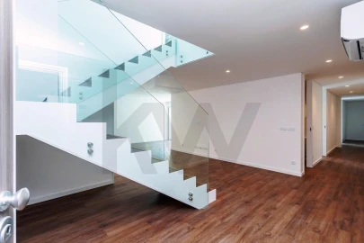 Apartamento T3 para Venda em Camarate, Unhos e Apelação