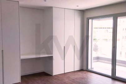 Apartamento T3 para Venda em Camarate, Unhos e Apelação