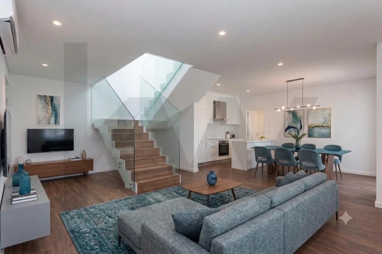Apartamento T3 para Venda em Camarate, Unhos e Apelação Foto 21