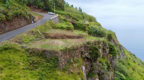 Terreno para Venda em Porto Moniz
