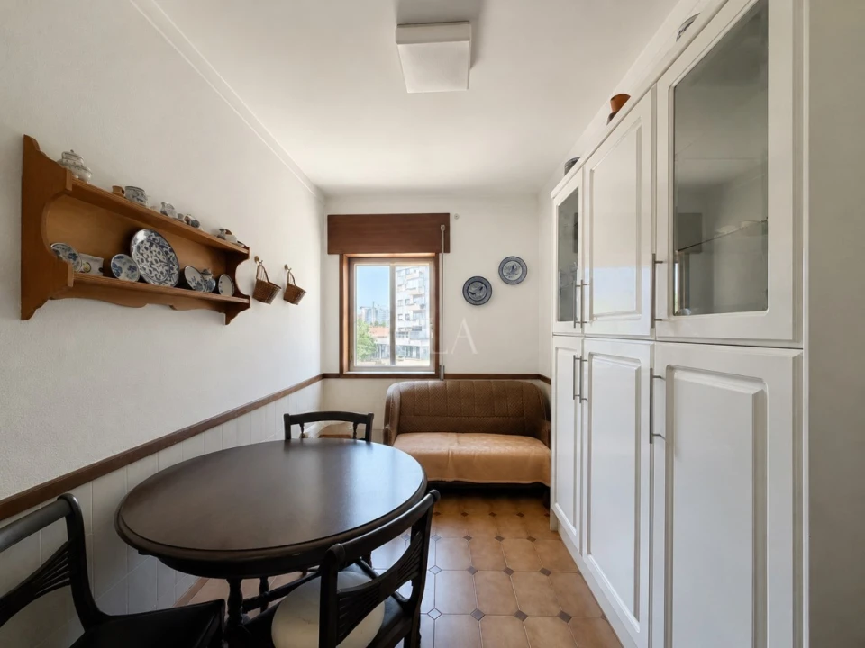 Apartamento T4 para Venda em Santa Marinha e São Pedro da Afurada Foto 10