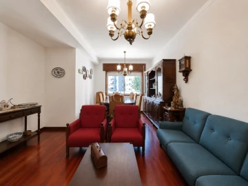 Apartamento T4 para Venda em Santa Marinha e São Pedro da Afurada