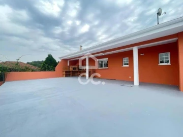 Moradia T3 para Venda em São João da Madeira