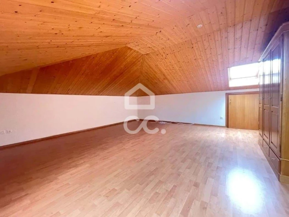 Moradia T3 para Venda em São João da Madeira Foto 7
