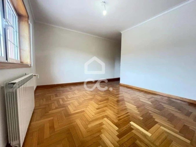Moradia T3 para Venda em São João da Madeira Foto 21