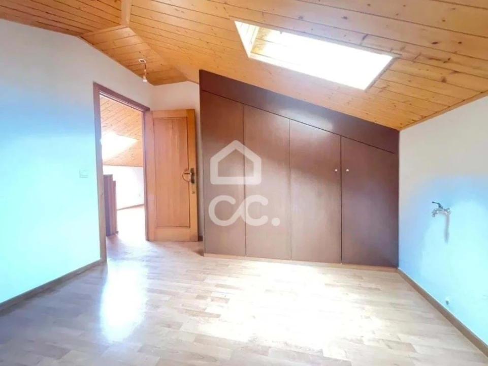 Moradia T3 para Venda em São João da Madeira Foto 31