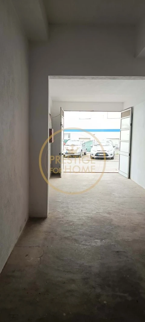 Apartamento T4 para Venda em Loule (São Sebastião)