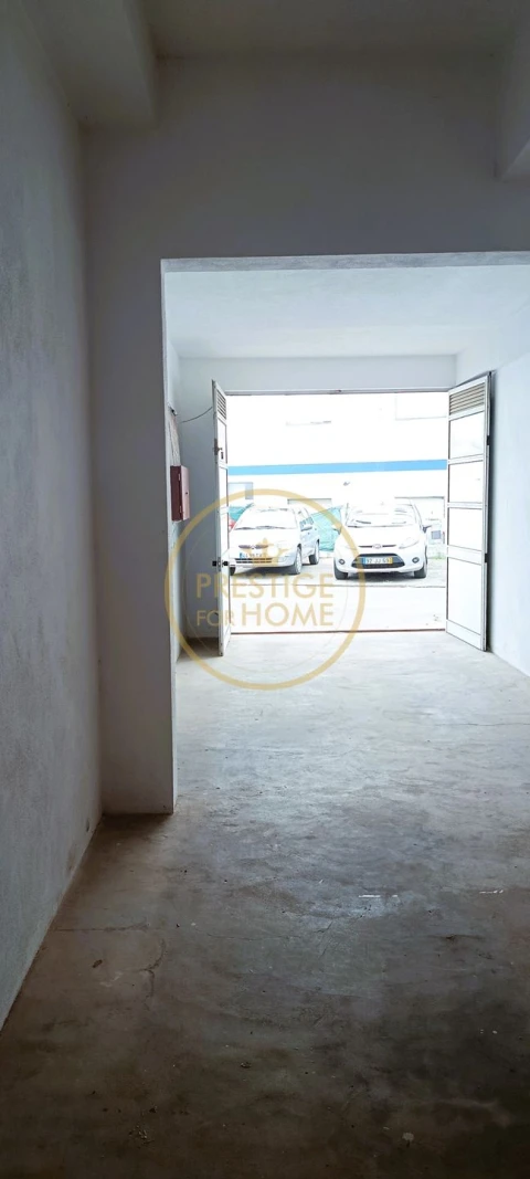 Apartamento T4 para Venda em Loule (São Sebastião)