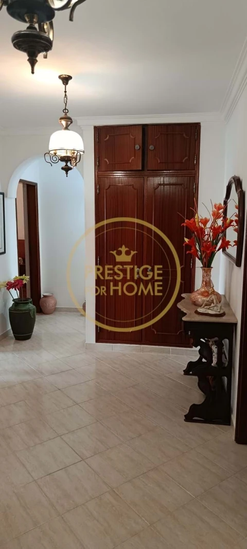 Apartamento T4 para Venda em Loule (São Sebastião)