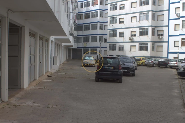 Apartamento T4 para Venda em Loule (São Sebastião) Foto 5
