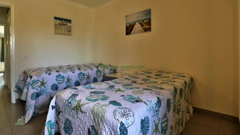 Moradia T3 para Venda em Quarteira