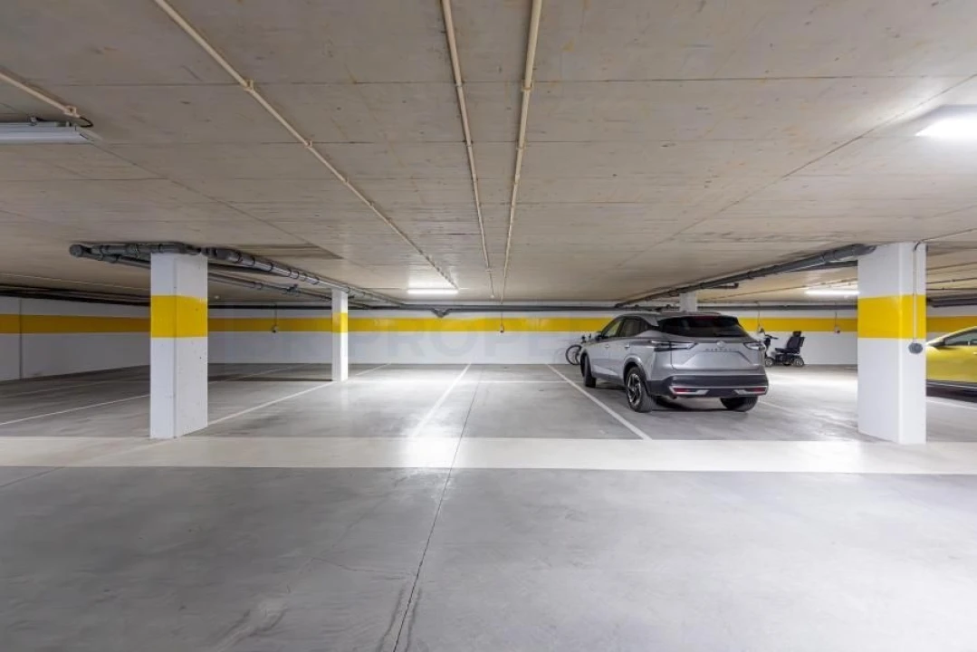 Apartamento T2 para Venda em Quarteira Foto 16