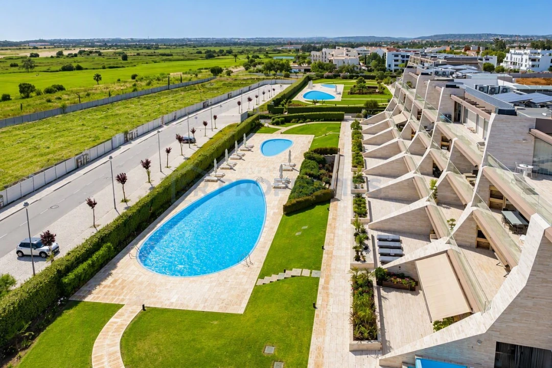 Apartamento T2 para Venda em Quarteira Foto 34