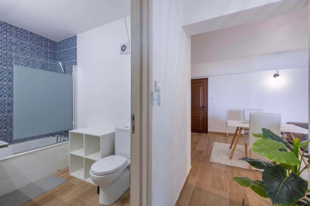 Apartamento T1 para Venda em Portimão Foto 9