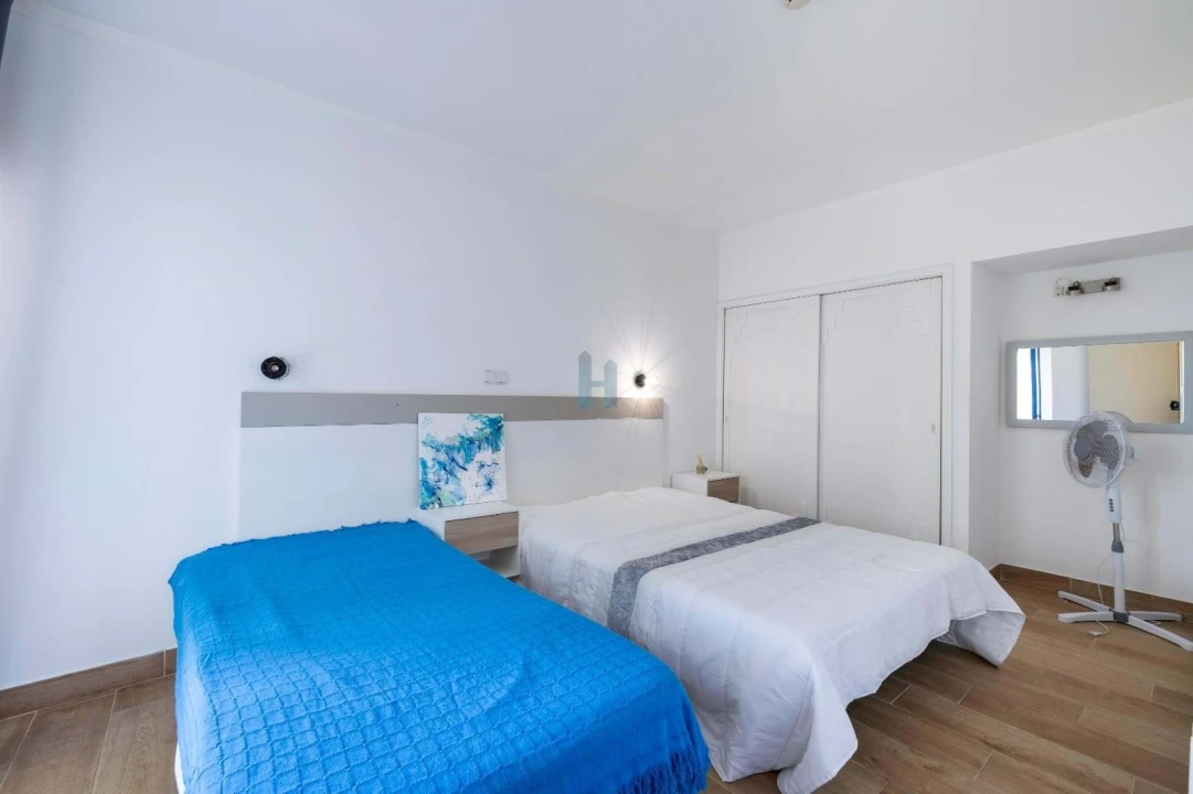 Apartamento T1 para Venda em Portimão Foto 7