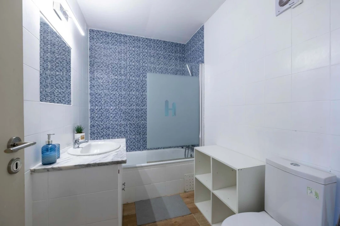 Apartamento T1 para Venda em Portimão Foto 10