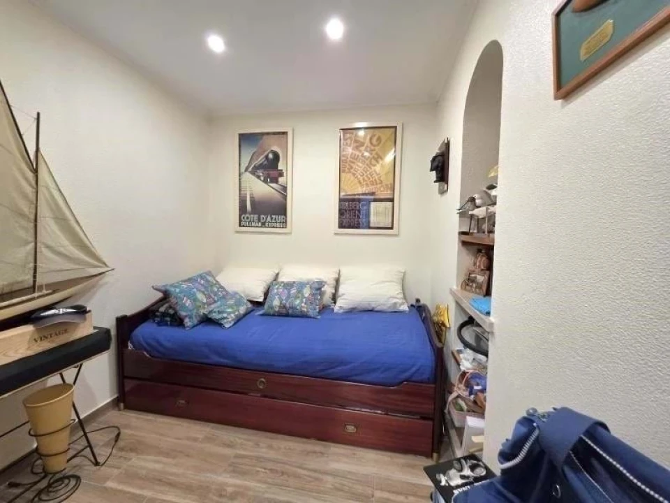 Apartamento T2 para Venda em Quarteira Foto 9